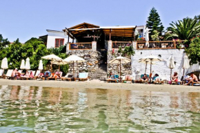  Megali Ammos House  Скиатос